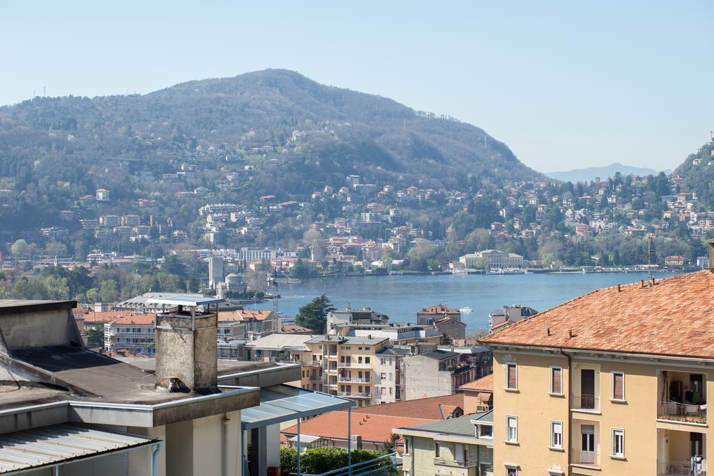 Silky House With Private Parking Appartamento