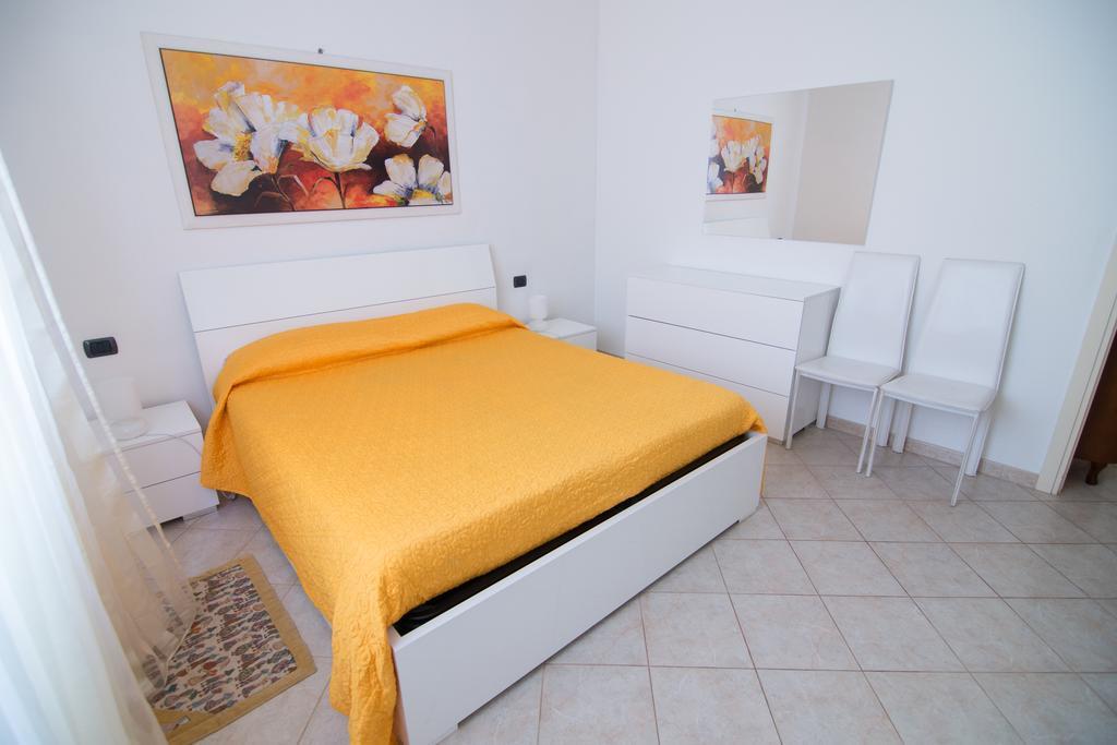 Silky House With Private Parking Apartment